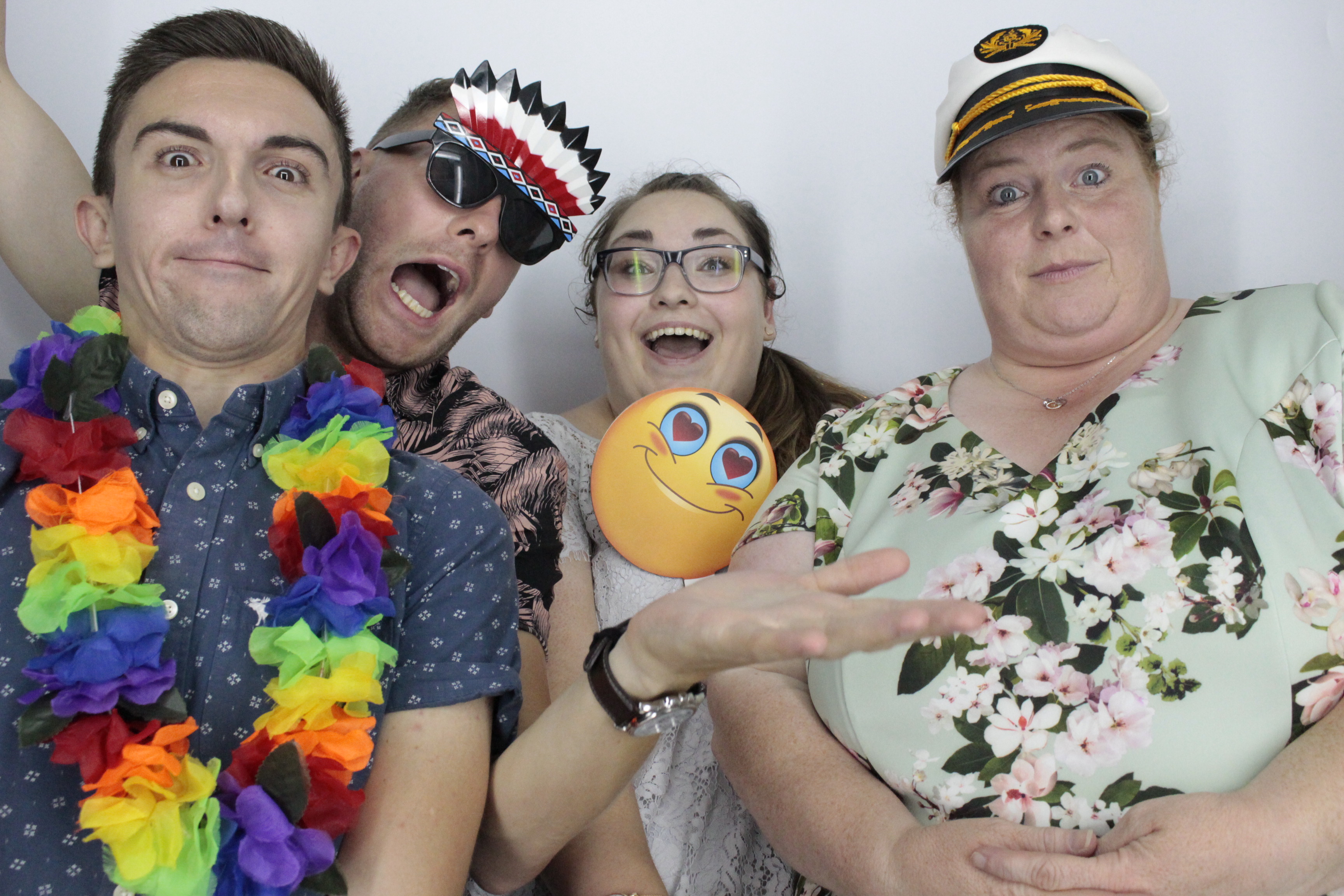 Ellesse's 21st Birthday | View more photos from the event at gallery.myphotoboothexperience.co.uk/u/MyPhotoBoothExperienceLtd/Ellesses-21st-Birthday